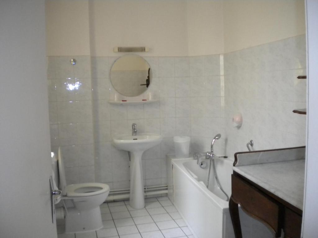 Hotel New-York Nancy Bilik gambar